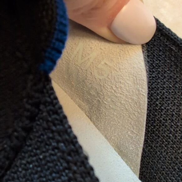 Lot Of 2 Rothys Original Slip On Sneaker Black And Navy Blue Size 6.5 - Picture 15 of 16